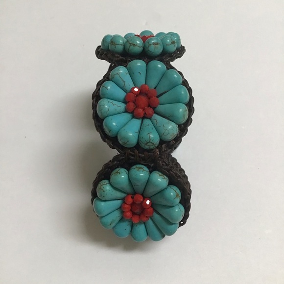 Artisan Handmade Bracelet Howlite Flowers Turquoise Look Macrame Boho Beads NEW - Picture 5 of 13